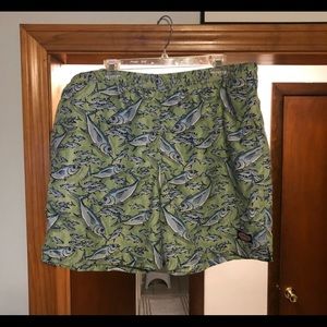 Vineyard Vines Swim trunks
